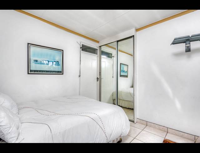 4 BEDROOM FREESTANDING FOR SALE IN LYNDHURST